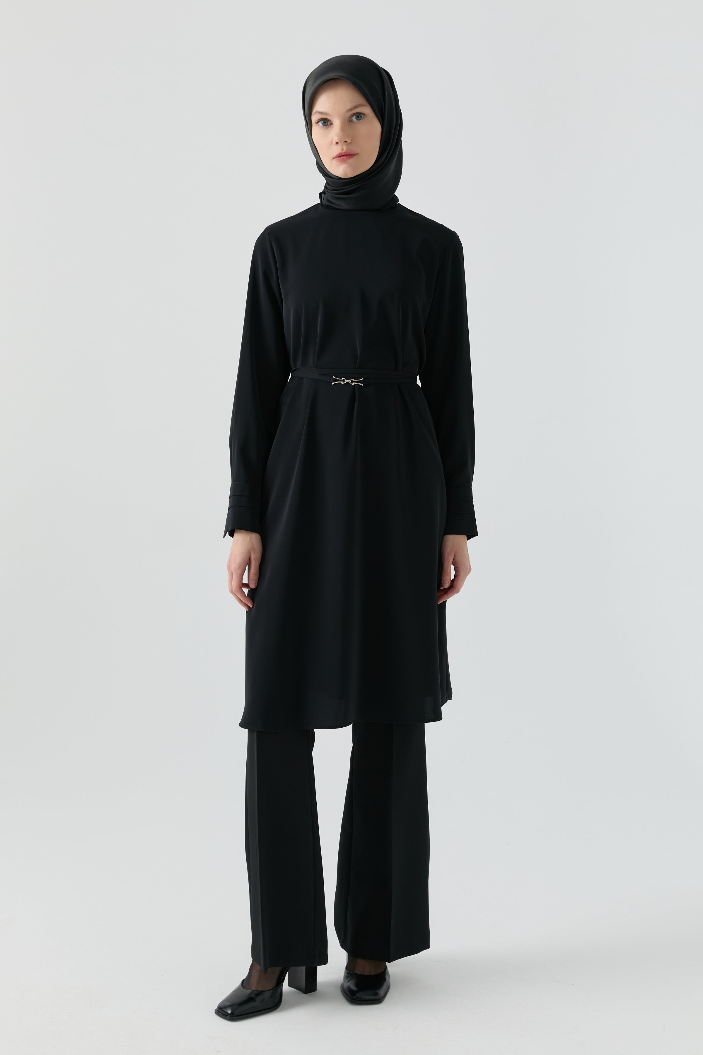 İspanyol Paça Basic Pantolon - Siyah TUĞBA