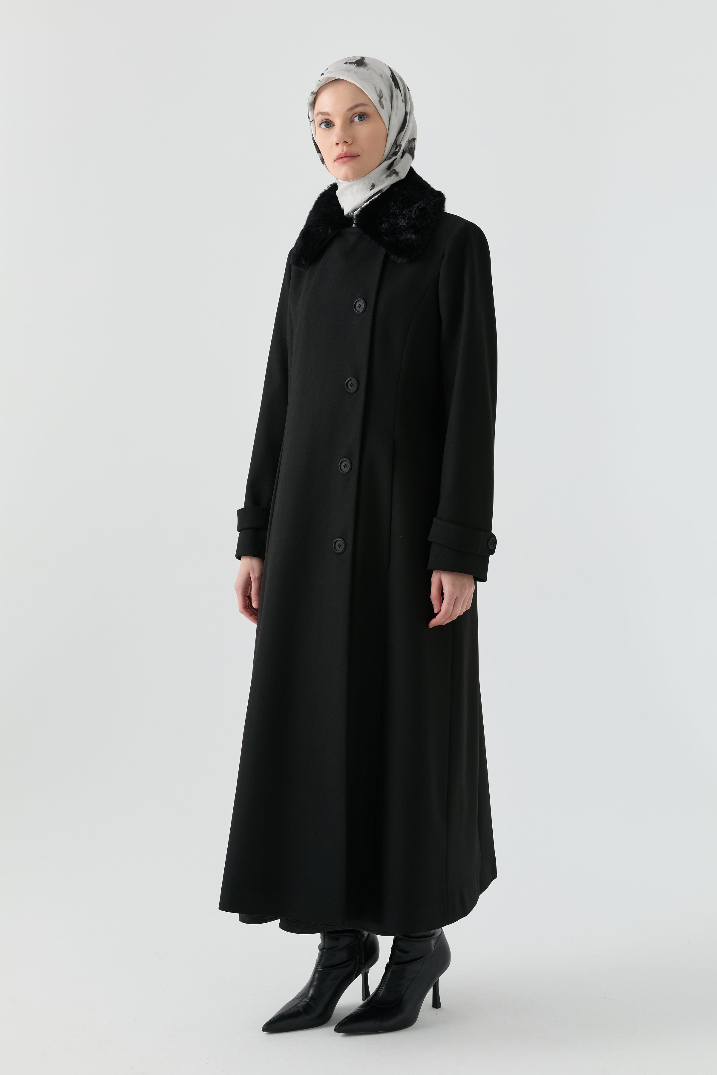 Büyük Beden Şömizye Kaşe Manto - Siyah TUGBA