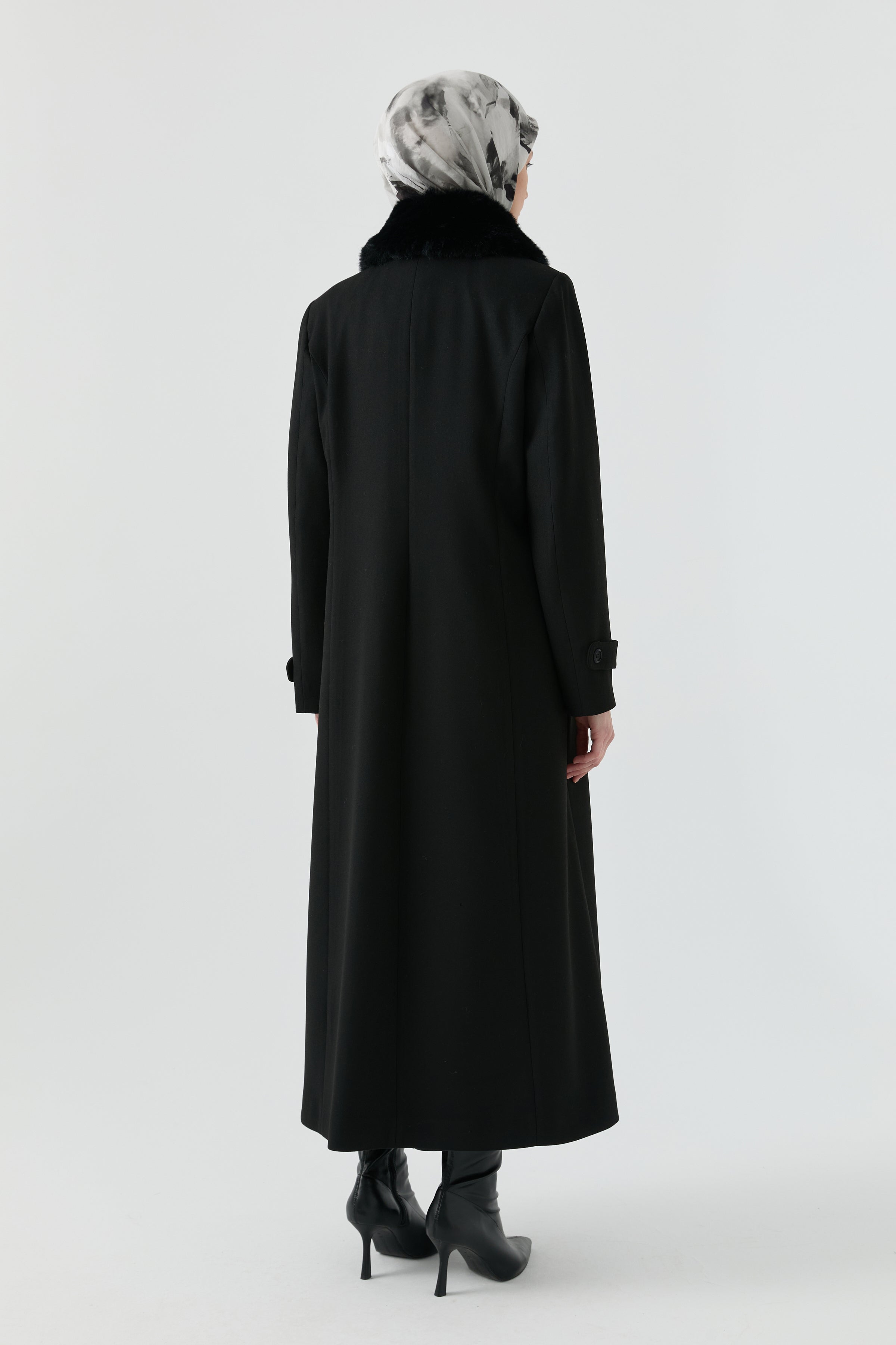 Büyük Beden Şömizye Kaşe Manto - Siyah TUGBA