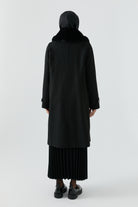 Reglan Kol Bant Detaylı Kaban - Siyah TUGBA