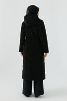 Cam Kırığı Desenli Kapitone Kaban - Siyah TUGBA