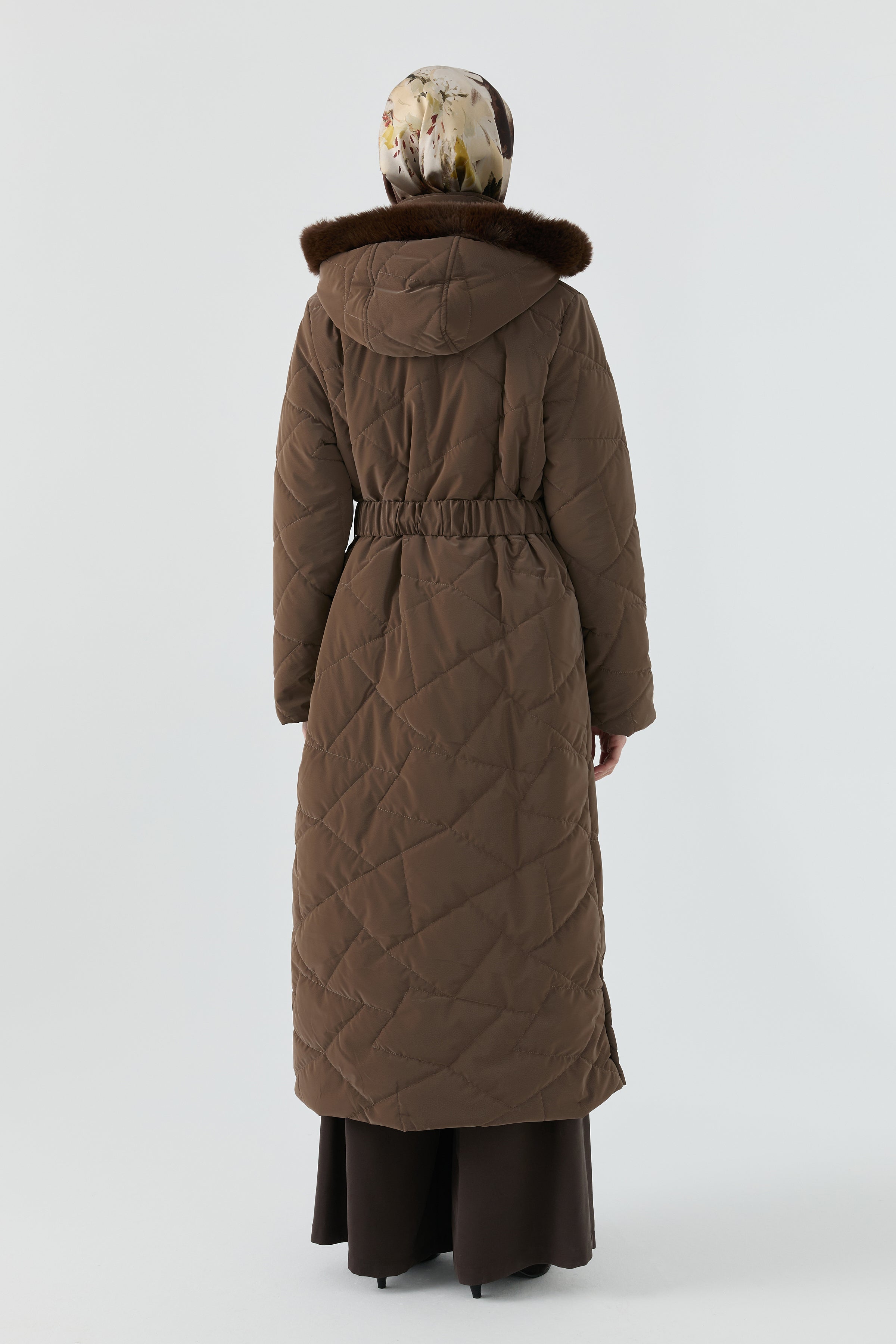 Cam Kırığı Desenli Kapitone Manto - Kahve TUGBA