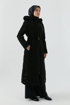 Cam Kırığı Desenli Kapitone Manto - Siyah TUGBA