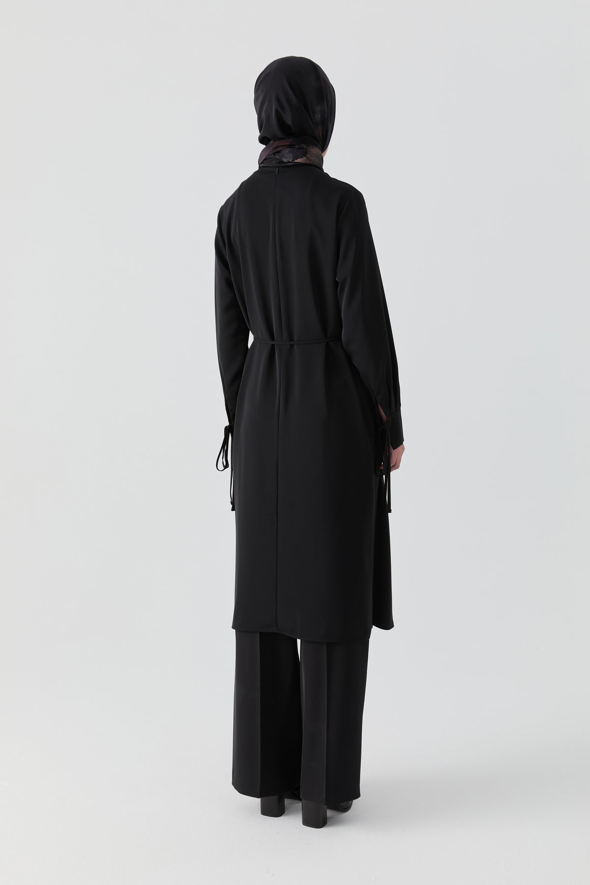 Omuz Drapeli Tunik - Siyah TUGBA