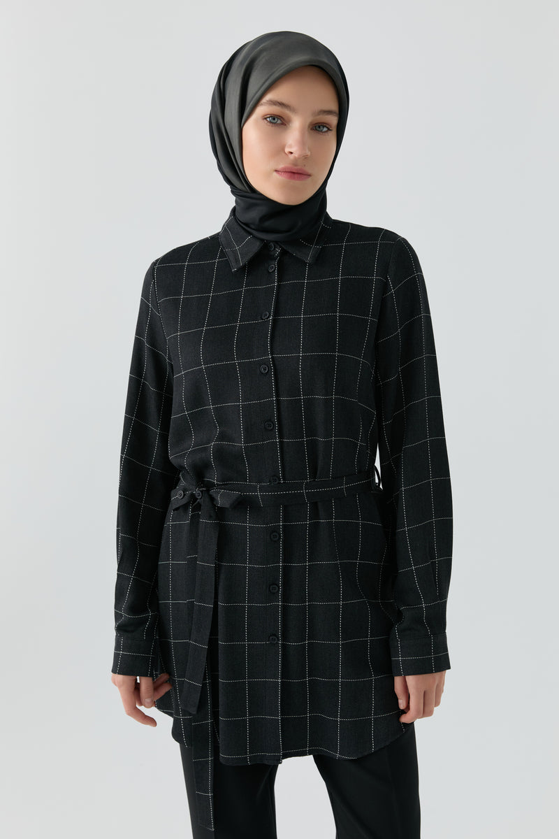 Kuşağı Düğme Detaylı Tunik - Siyah TUGBA