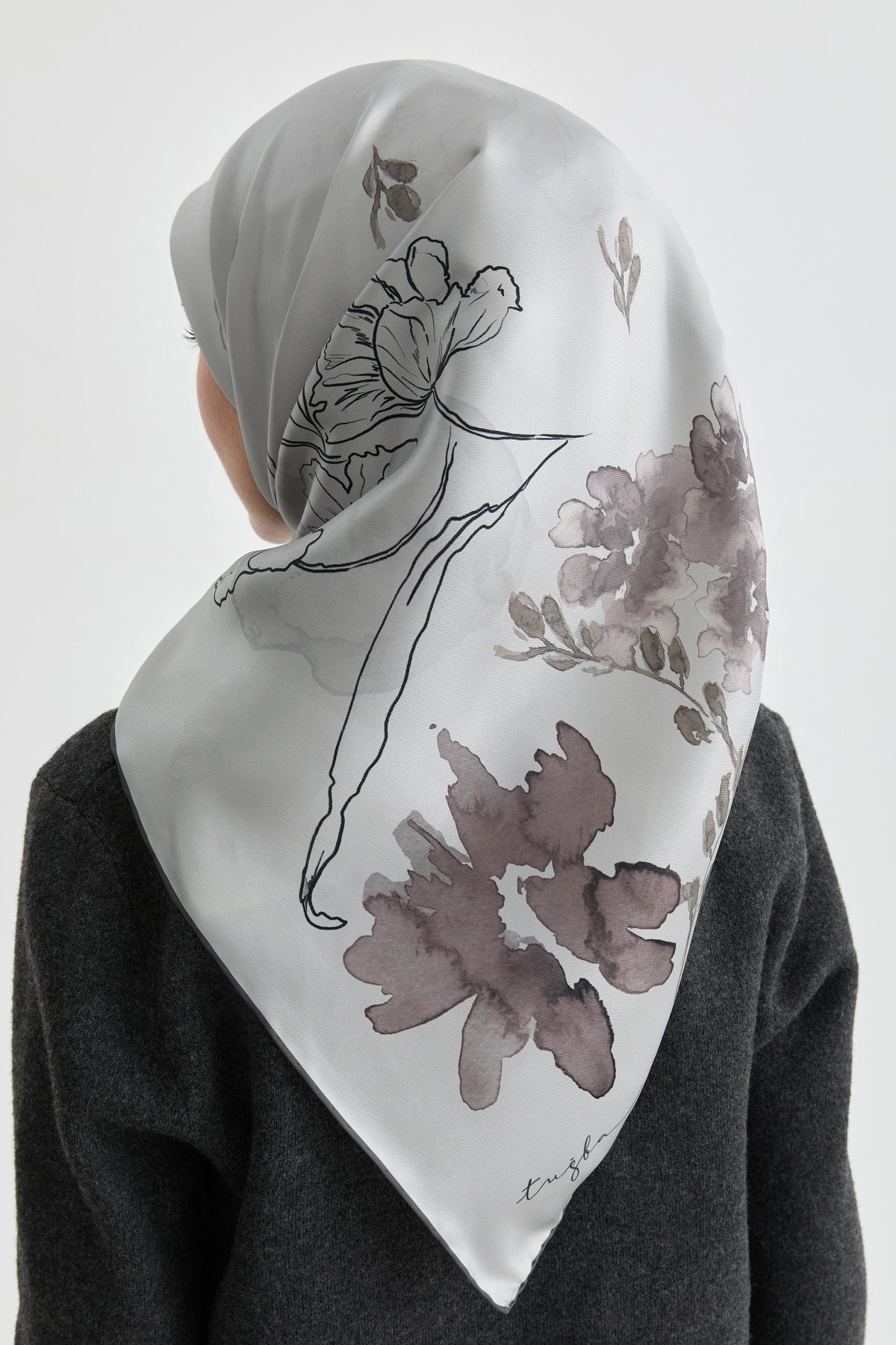 Süregan Twill İpek Eşarp - Gri TUGBA