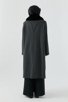 Yakası Kürk Detaylı Kaban - Antrasit TUGBA