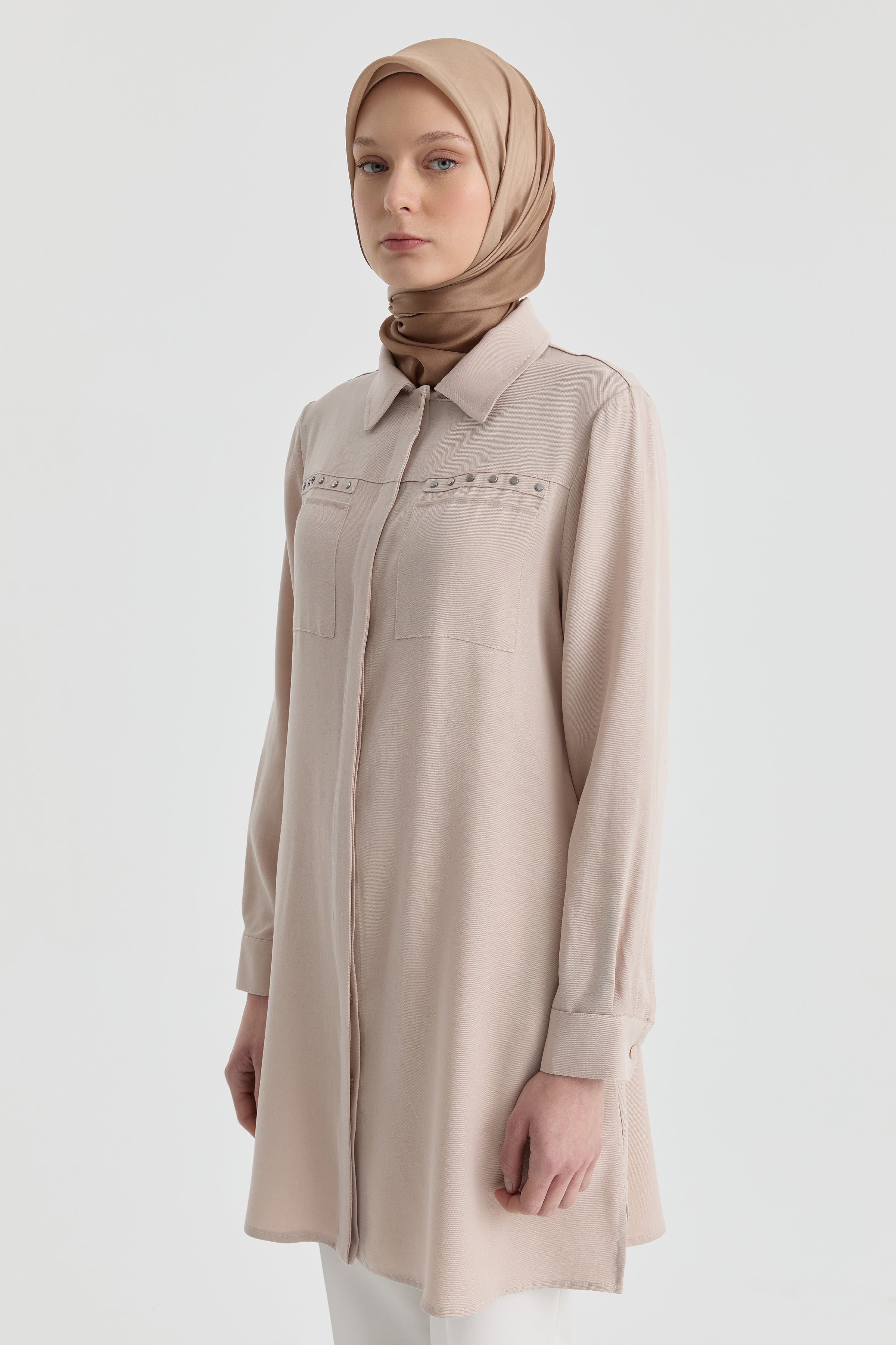 Süs Cepli Tunik - Bej TUGBA