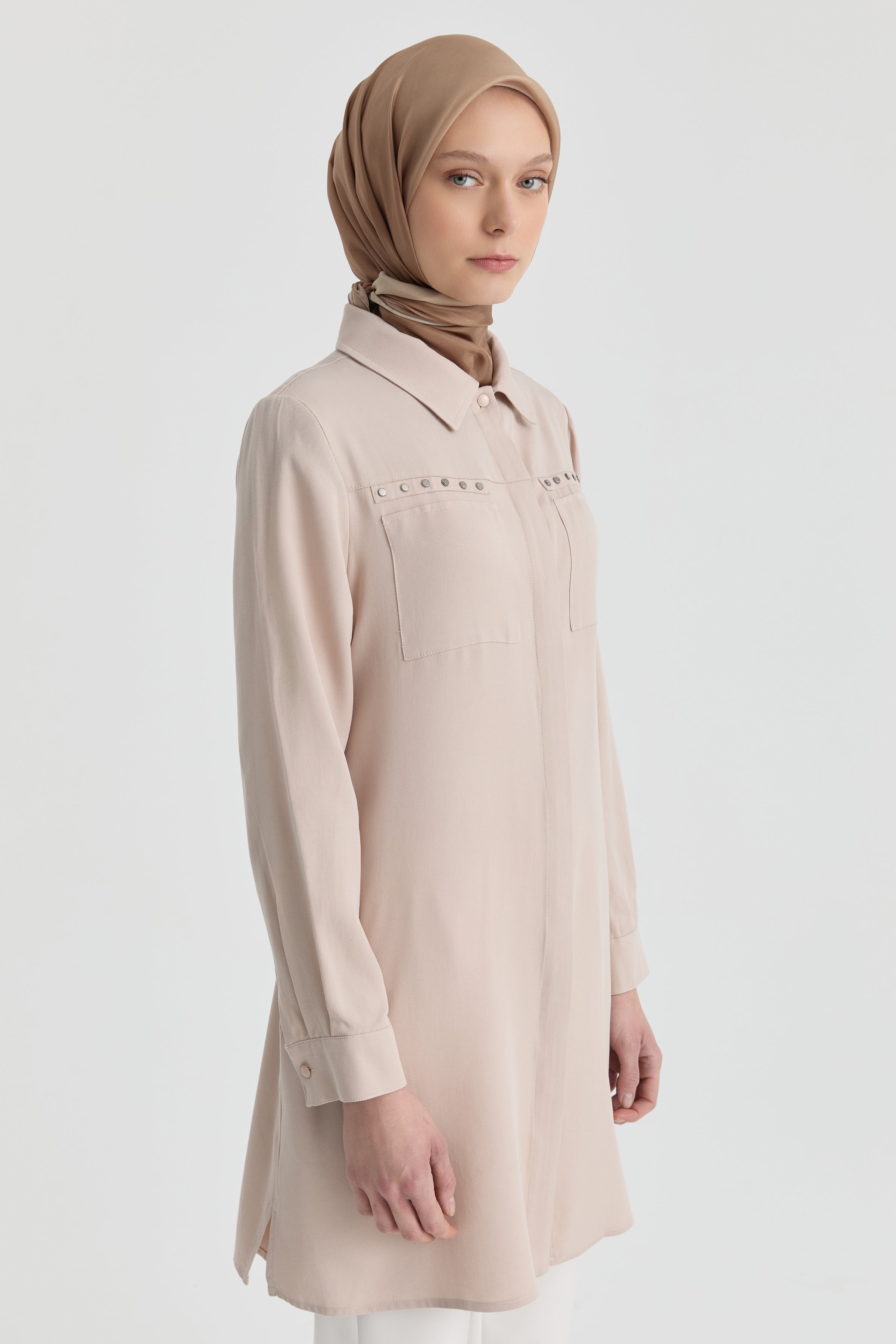 Süs Cepli Tunik - Bej TUGBA