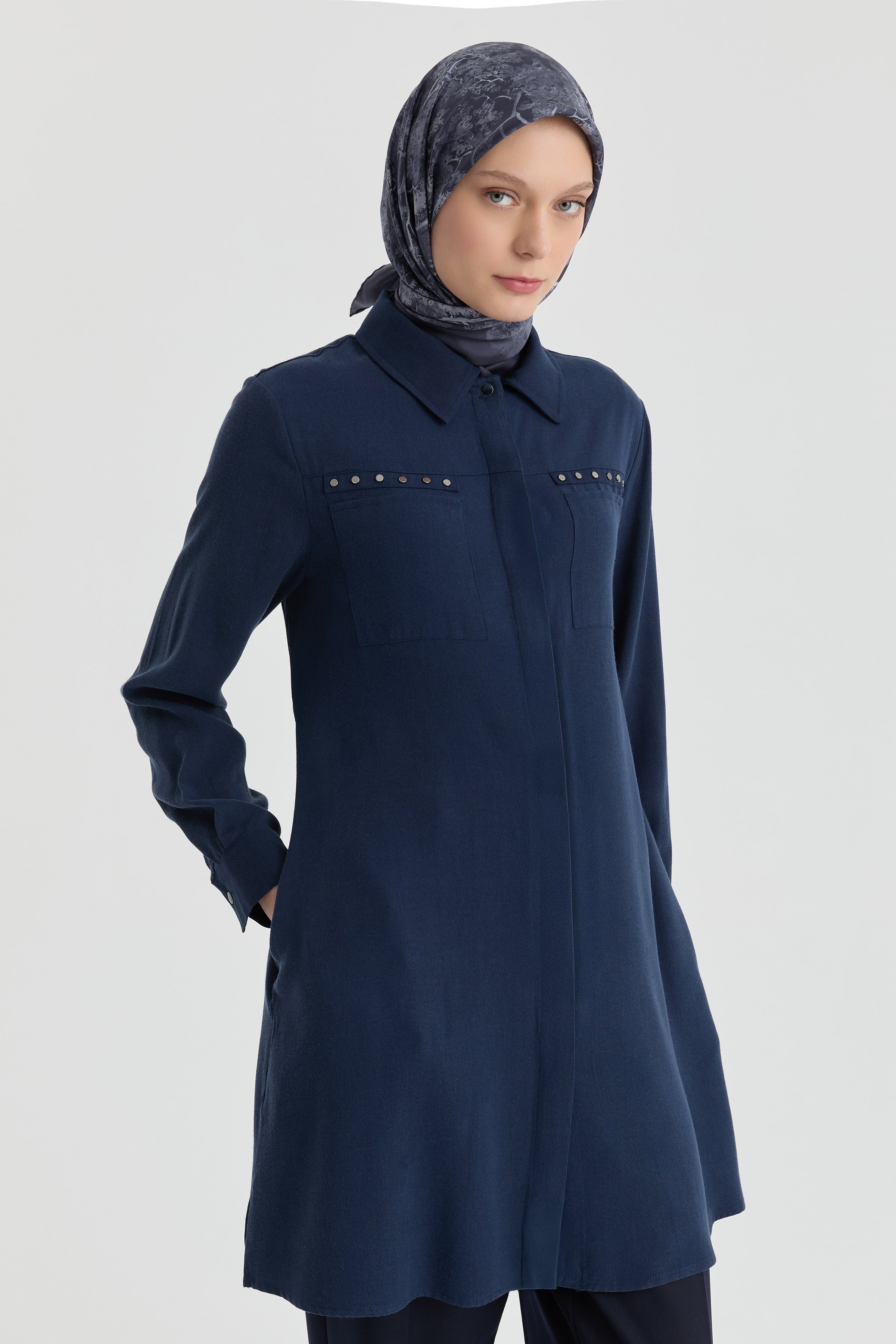 Süs Cepli Tunik - Lacivert TUGBA