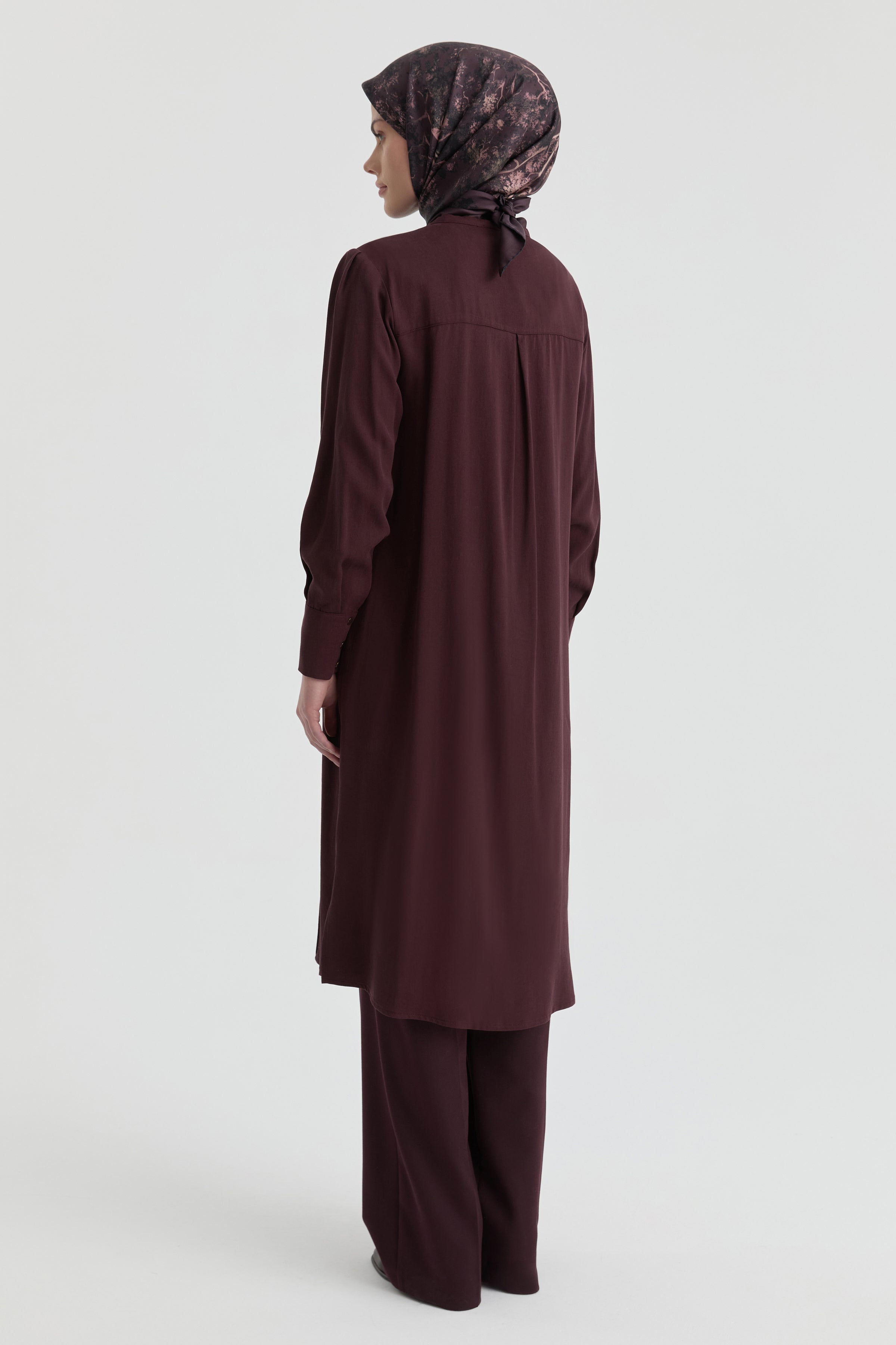 Yaka Bağcık Detaylı Tunik - Bordo TUGBA