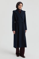 Kapüşonlu Geniş Yakalı Kaban - Lacivert TUGBA