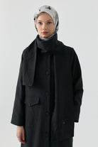 Kombinli Atkılı Kapitone Pardesü - Siyah TUGBA