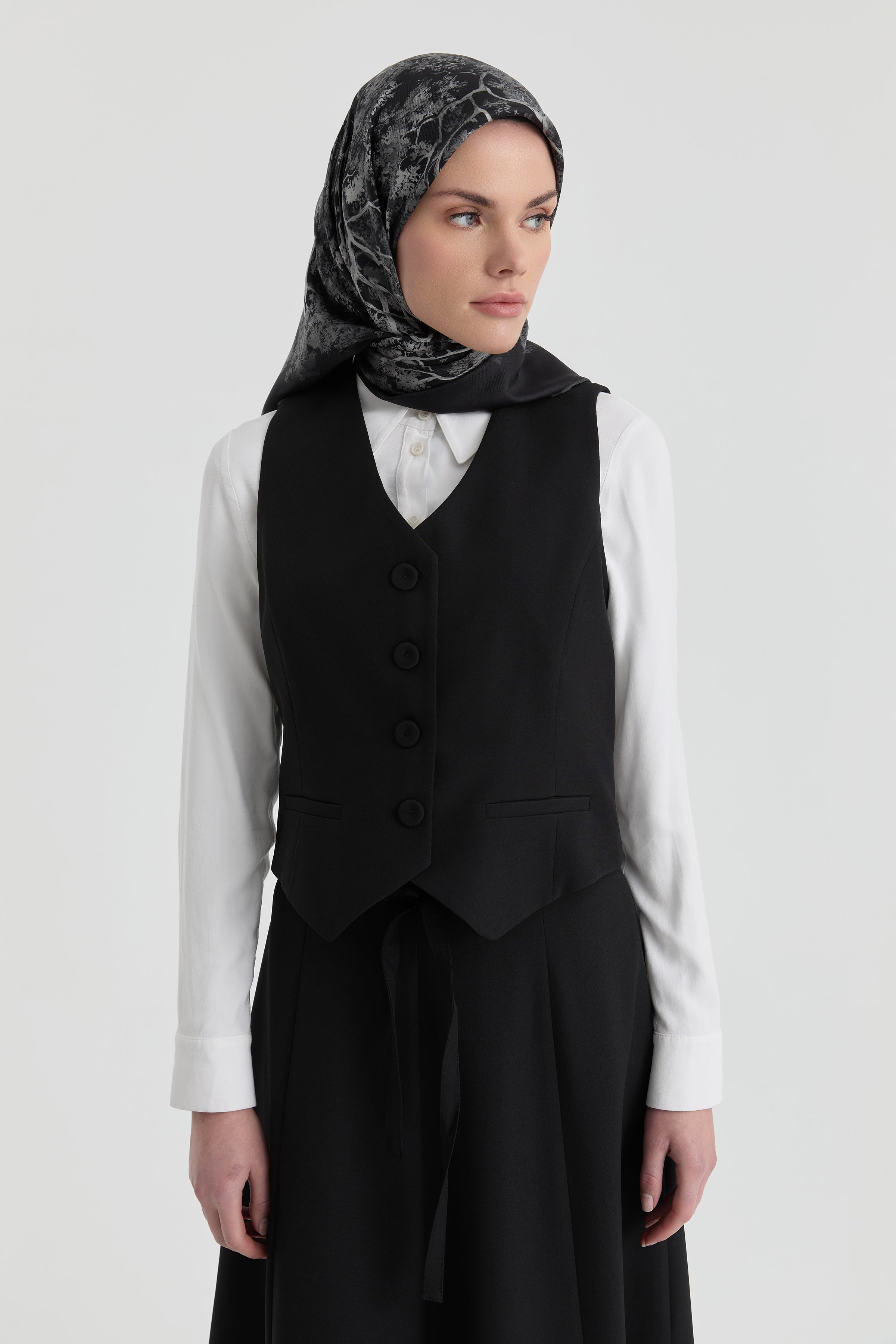 Kuşak Detaylı Etek Yelek Takım - Siyah TUGBA