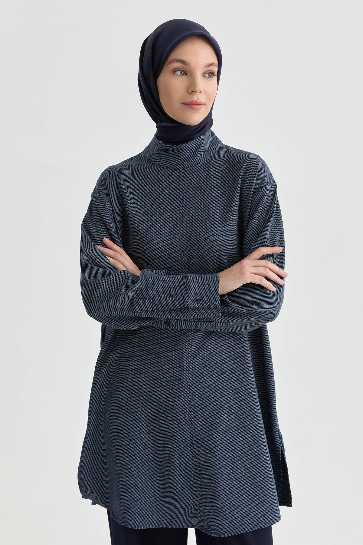 Dik Yakalı Tunik - Lacivert TUGBA