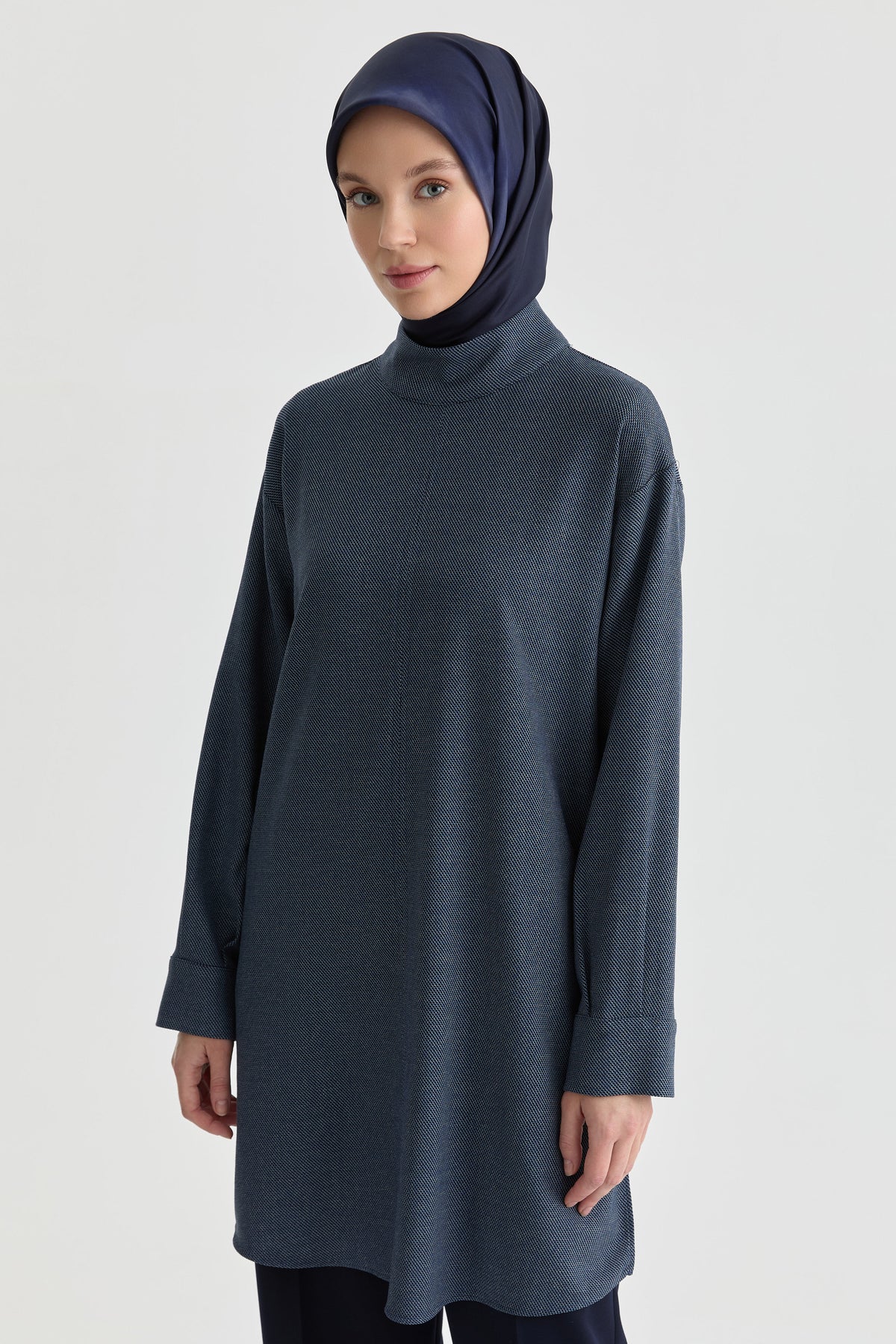 Dik Yakalı Tunik - Lacivert TUGBA