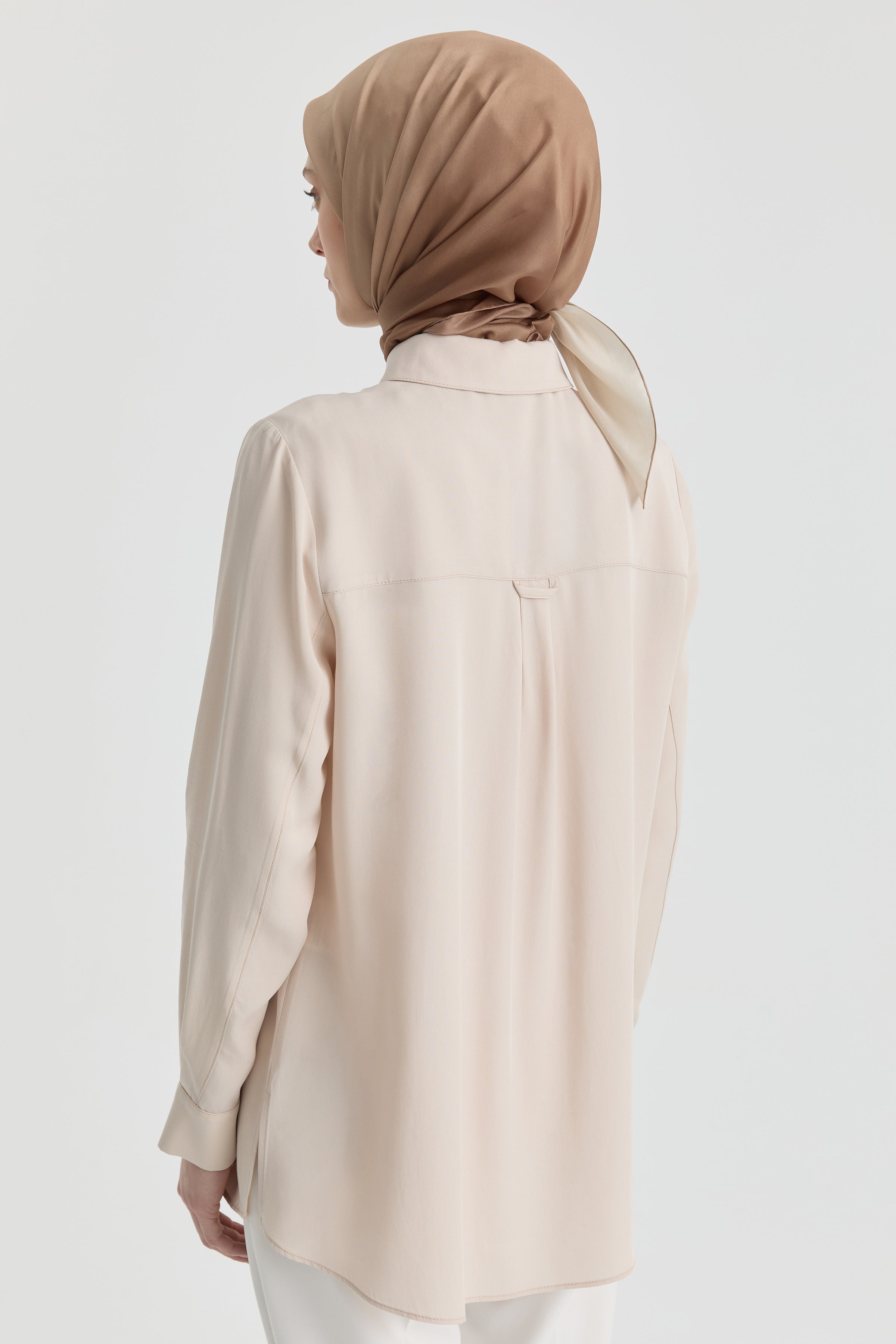 Yandan Yırtmaçlı Gömlek - Taş TUGBA