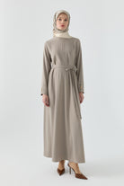 Kolları Düğme Detaylı Elbise - Vizon TUGBA