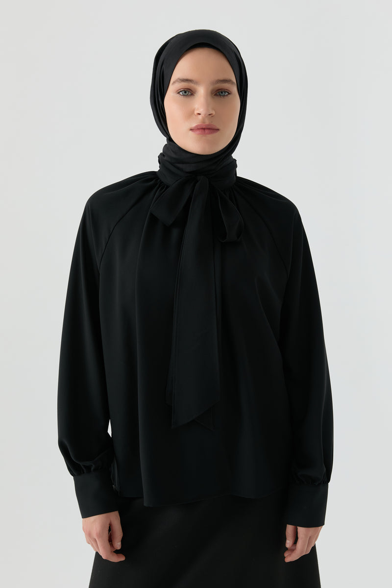 Fular Detaylı Bluz - Siyah TUGBA