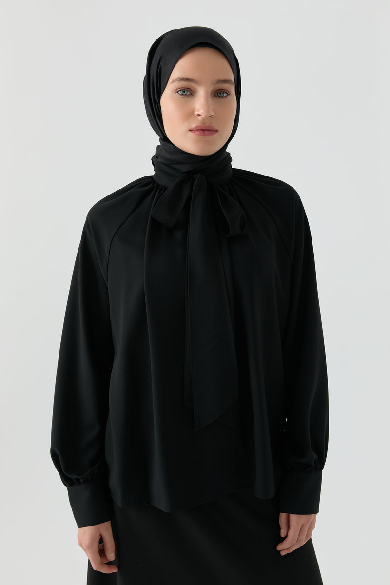 Fular Detaylı Bluz - Siyah TUGBA