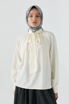 Fular Detaylı Bluz - Ekru TUGBA
