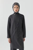 Önü Taş Detaylı Tunik - Antrasit TUGBA