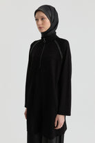 Reglan Kol Detaylı Tunik - Siyah TUGBA
