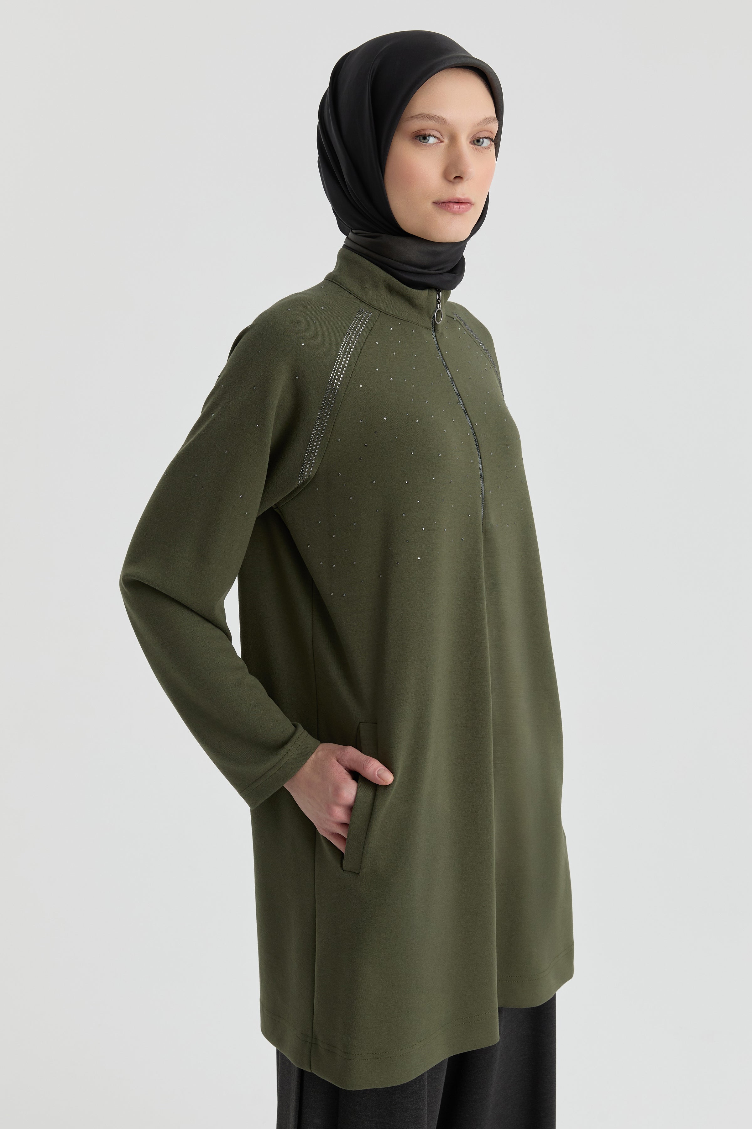 Reglan Kol Detaylı Tunik - Haki TUGBA