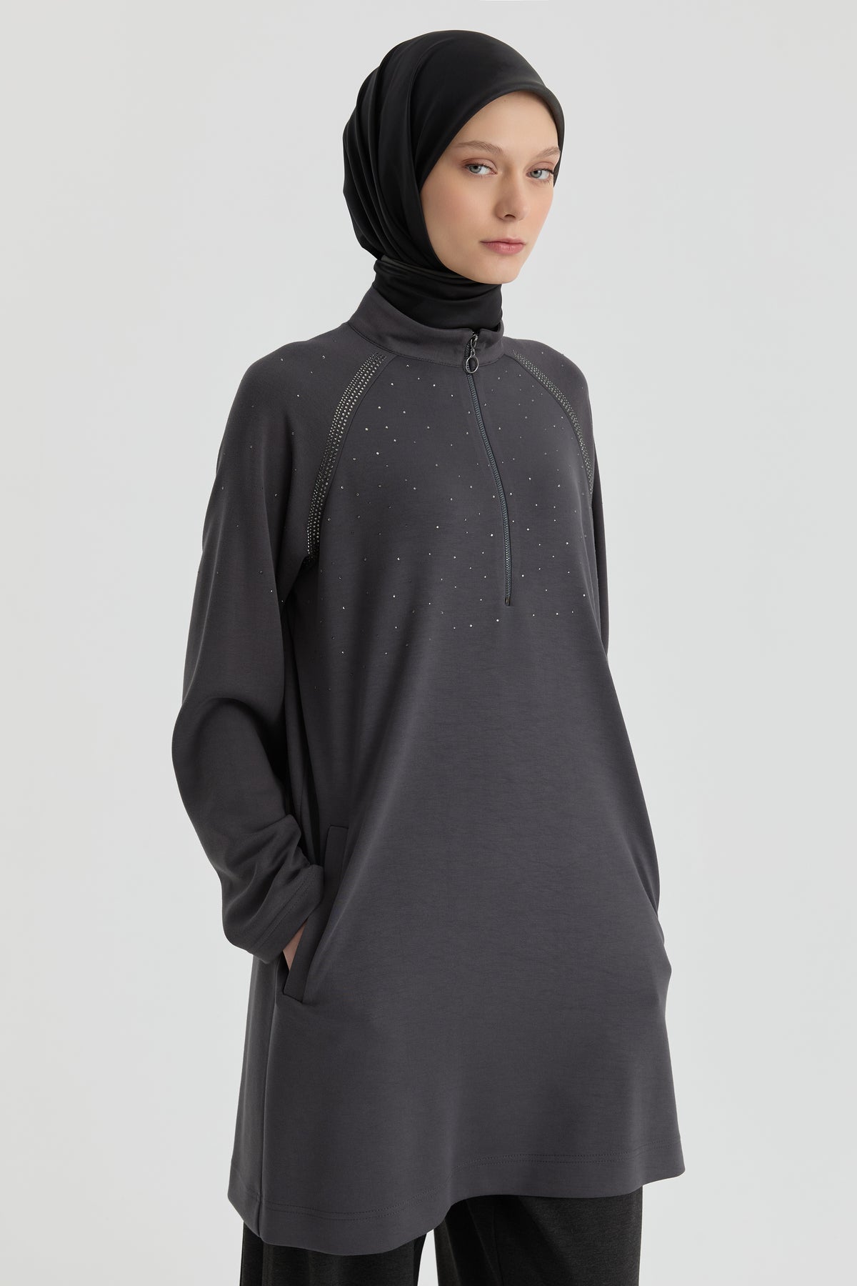 Reglan Kol Detaylı Tunik - Antrasit TUGBA