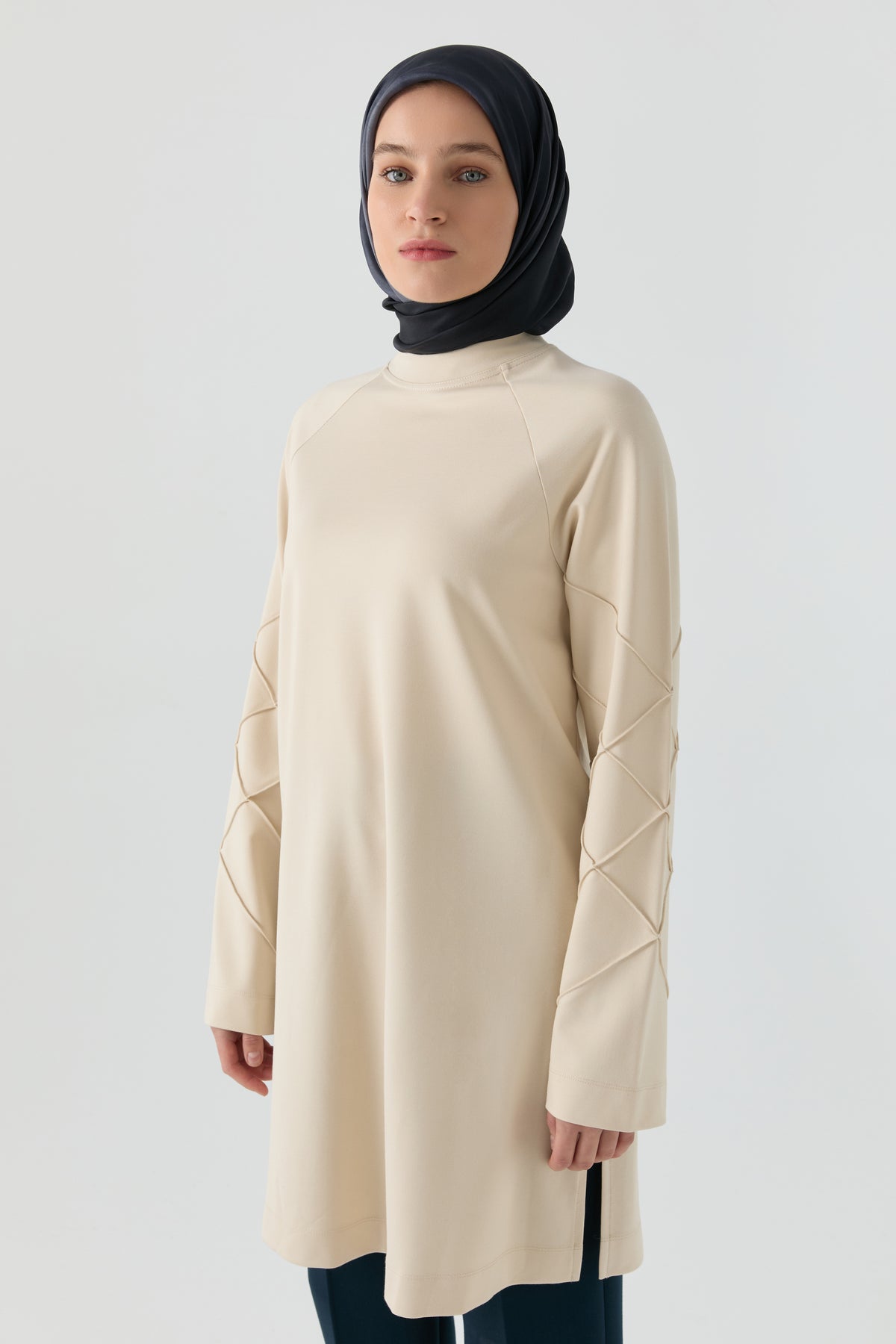 Kolları Detaylı Tunik - Taş TUGBA