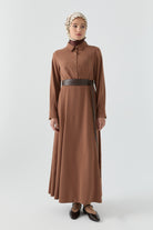 Deri Kemer Detaylı Elbise - Taba TUGBA