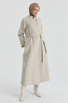 Broş Detaylı Manto - Bej TUGBA