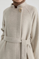 Broş Detaylı Manto - Bej TUGBA