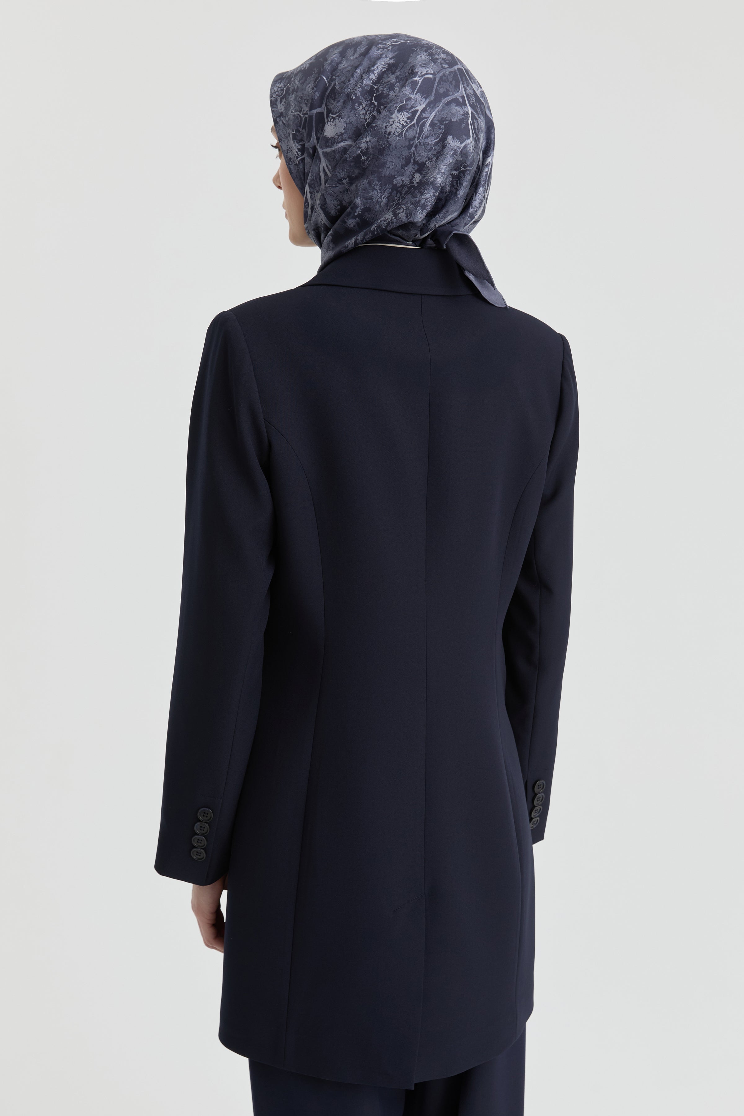 Kruvaze Düğmeli Uzun Basic Ceket - Lacivert TUGBA