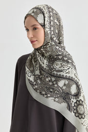 Paisley Desenli Natural Şal - Siyah TUGBA