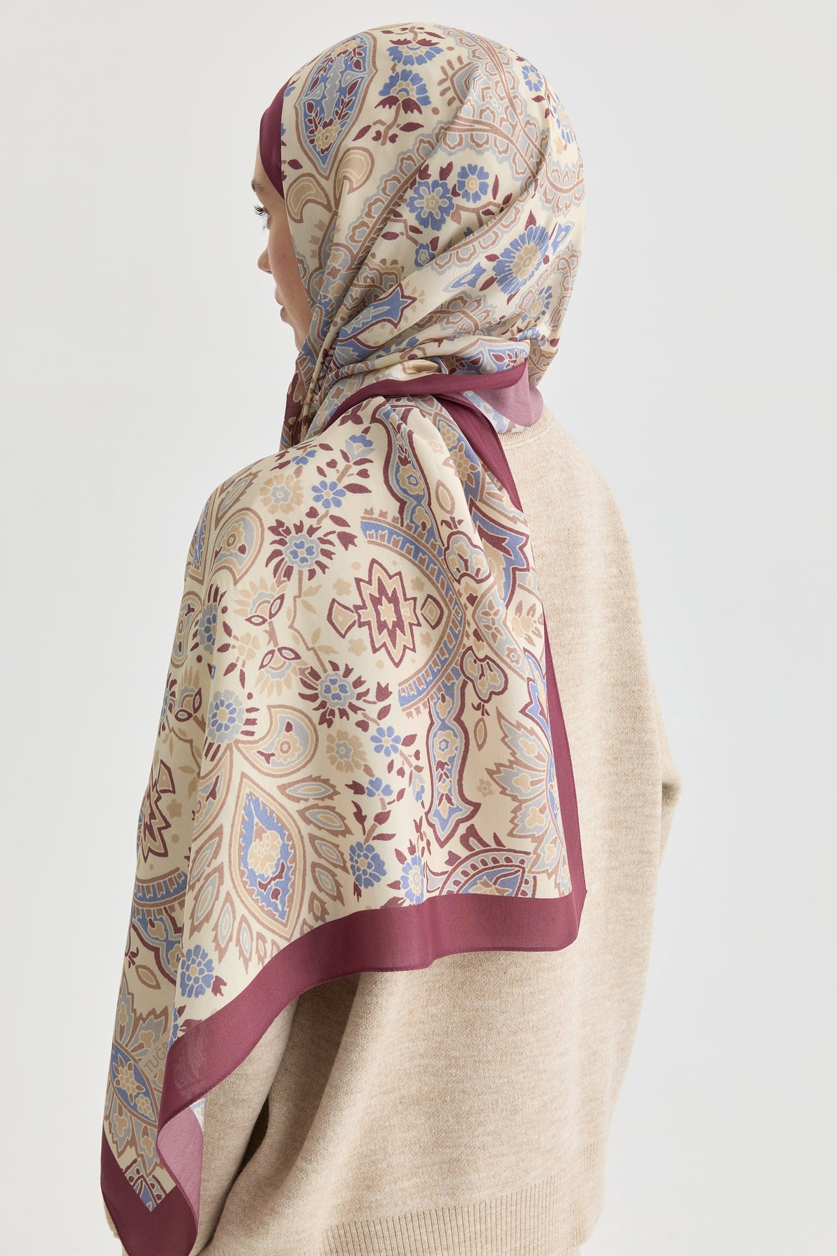 Paisley Desenli Natural Şal - Mor TUGBA