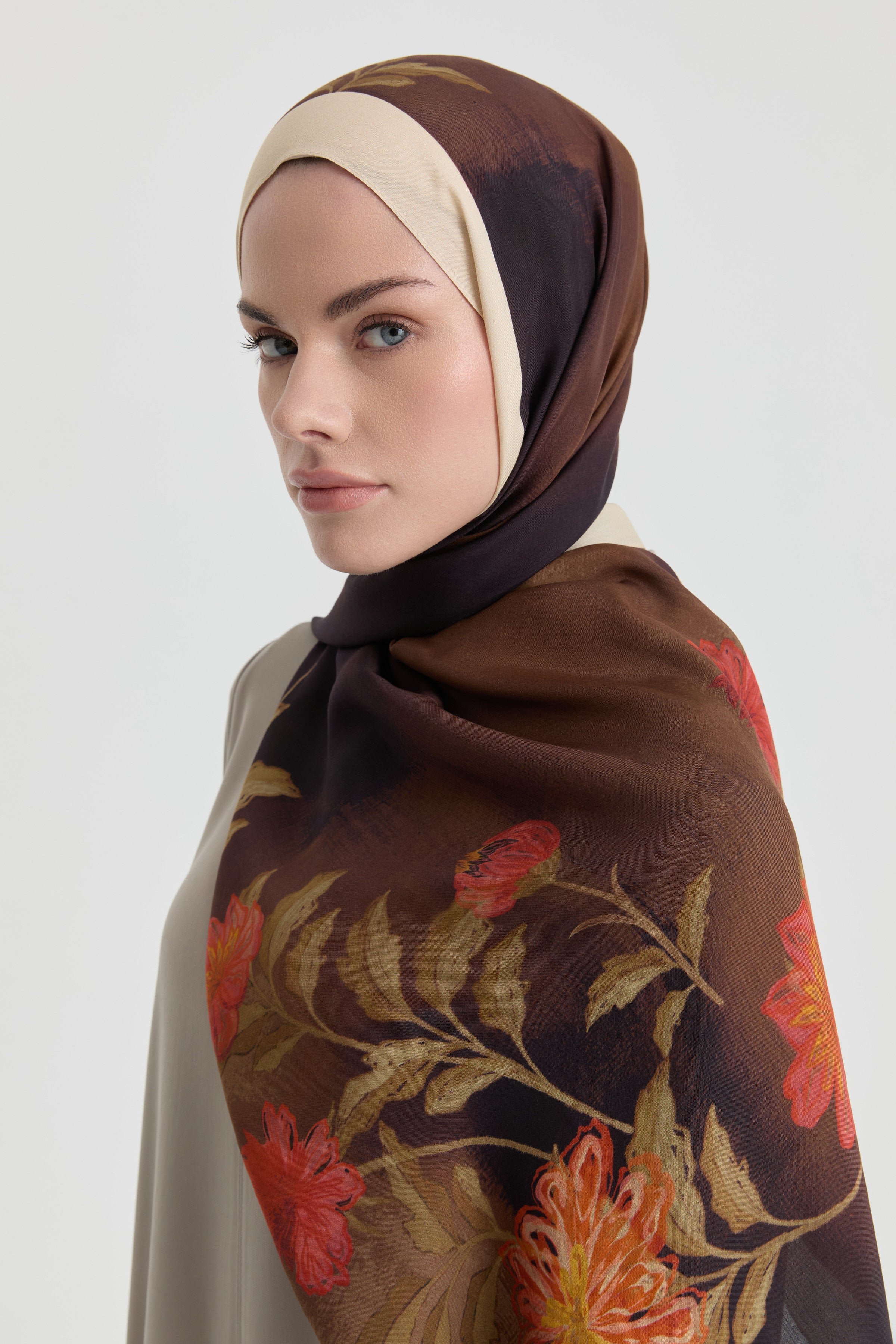 Funda Çiçek Desenli Natural Şal - Kahve TUGBA