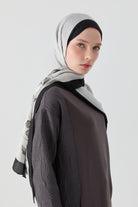 Funda Çiçek Desenli Natural Şal - Gri TUGBA