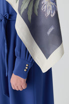 Funda Çiçek Desenli Natural Şal - Lacivert TUGBA