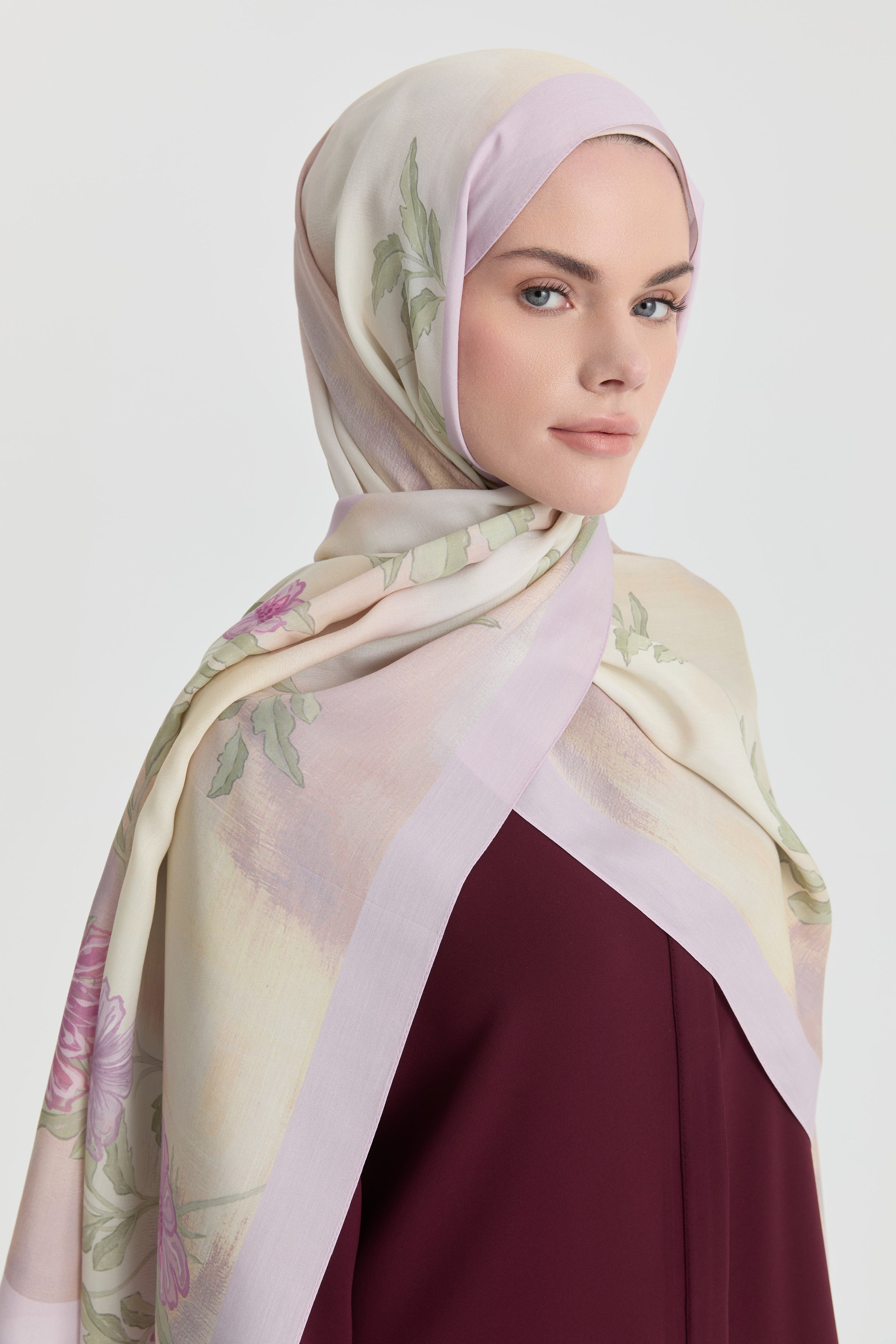 Funda Çiçek Desenli Natural Şal - Lila TUGBA