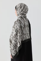 Ebru Desenli Natural Şal - Siyah TUGBA