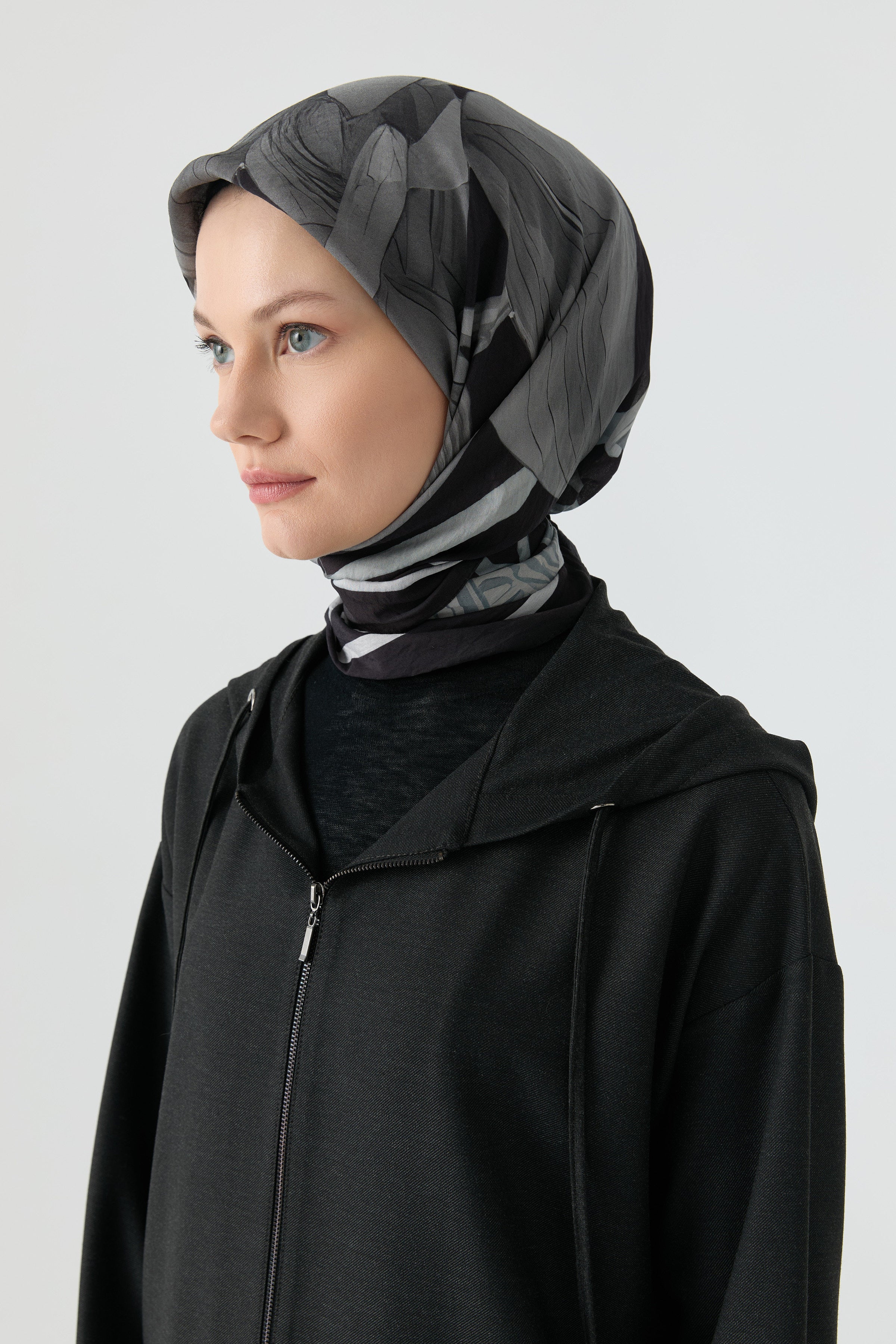 Peyda Natural Eşarp - Siyah TUGBA