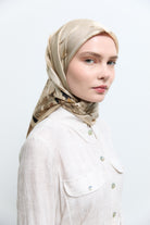 Fulya Twill İpek Eşarp - Açık Kahve TUĞBA
