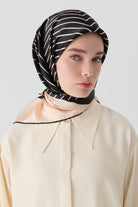 Ahenk Sura İpek Eşarp - Siyah TUGBA