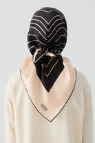 Ahenk Sura İpek Eşarp - Siyah TUGBA