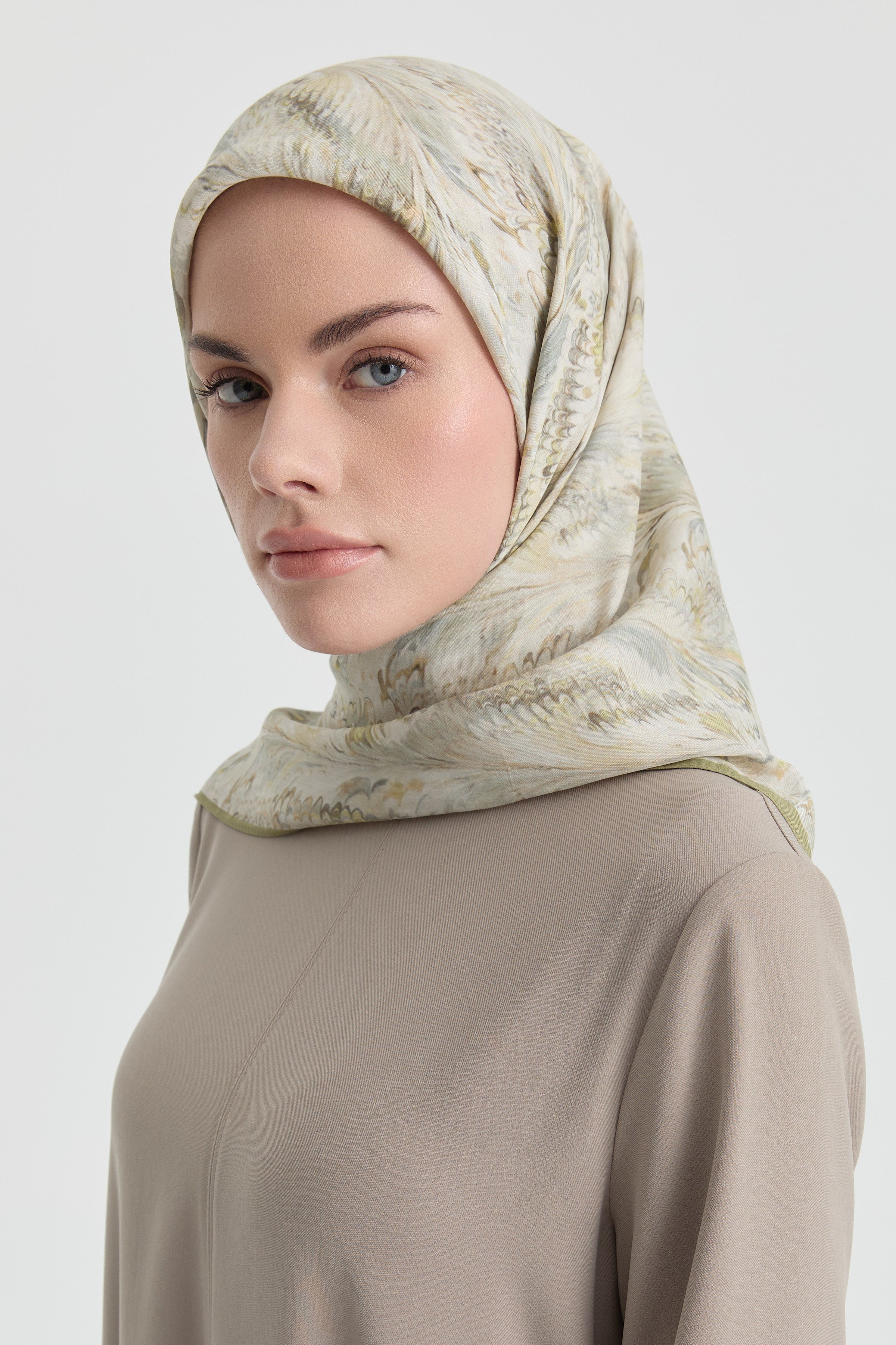 Ebru Desenli Natural Eşarp - Açık Yeşil TUGBA