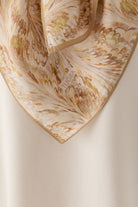 Ebru Desenli Natural Eşarp - Açık Kahve TUGBA