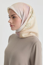 Funda Çiçek Desenli Natural Eşarp - Lila TUGBA