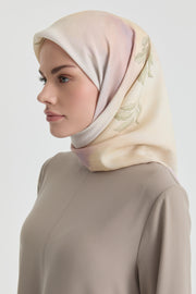 Funda Çiçek Desenli Natural Eşarp - Lila TUGBA