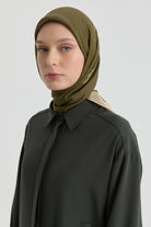 Funda Çiçek Desenli Natural Eşarp - Haki TUGBA